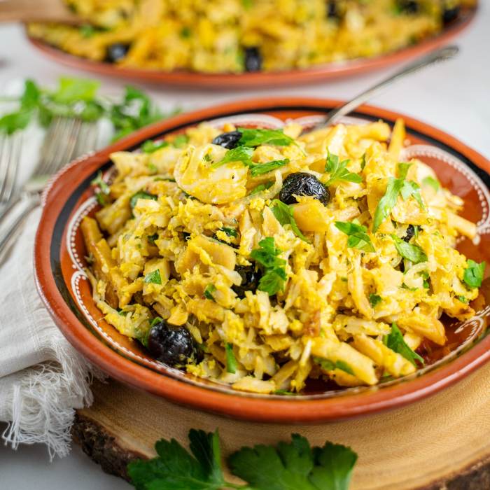 How to cook bacalhau portuguese style