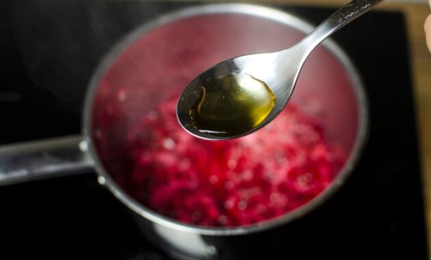 How to Make Raspberry Puree for Decoration A Step-by-Step Guide