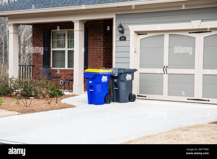 Desain tempat sampah didepan rumah